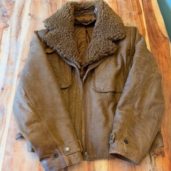Vintage Mill Valley Banana Republic leather aviator jacket with shearling collar - Picture 1 of 9